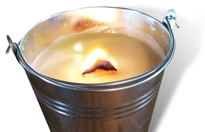 Comment créer une bougie coulée ?